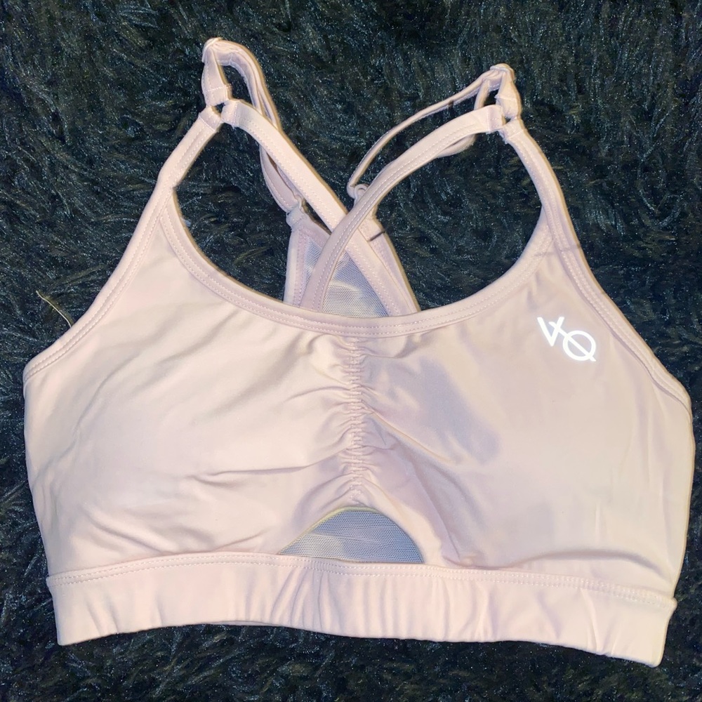 Vanquish sports bra and long sleeve